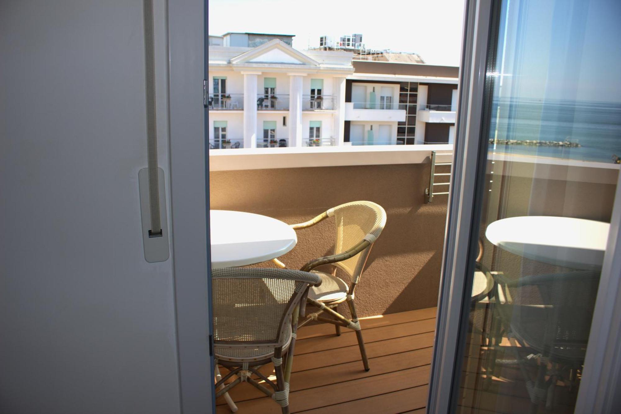 Hotel Atlas Gabicce Mare Exteriér fotografie